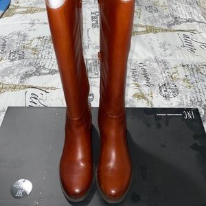 Boot 👢 INC size 7 wide calf